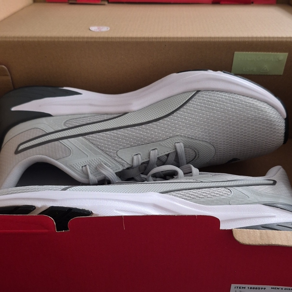 Men's Puma Light Gray Mesh Athletic Sneakers with Black Logo - Picture 9 of 10